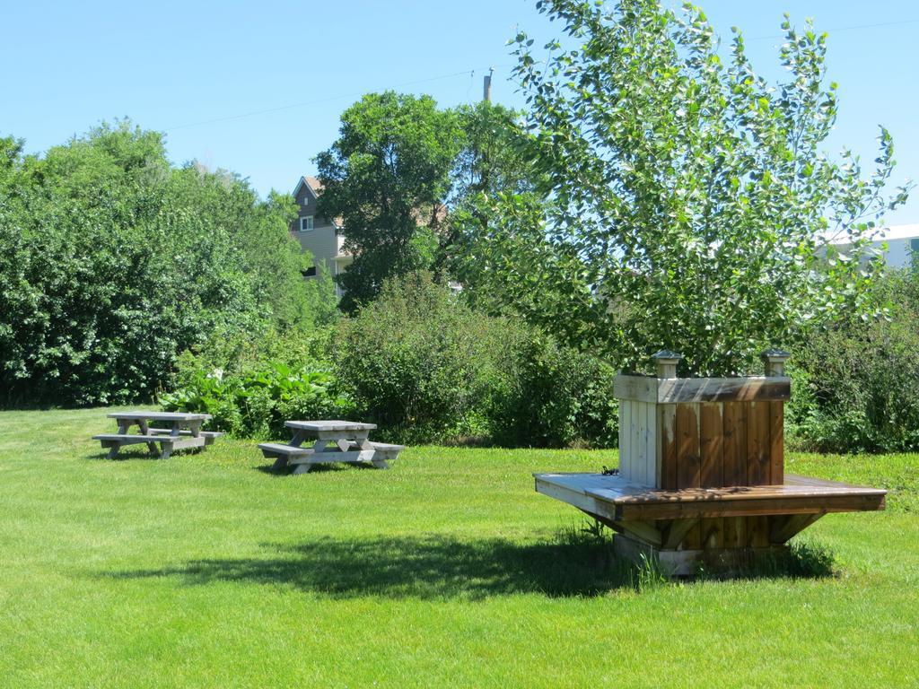 Orchard View Bed And Breakfast Moose Jaw Dış mekan fotoğraf